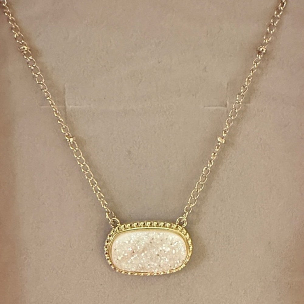 Elegant necklace | Women’s Gift Jewelry |  Women’s Necklace | classic necklace